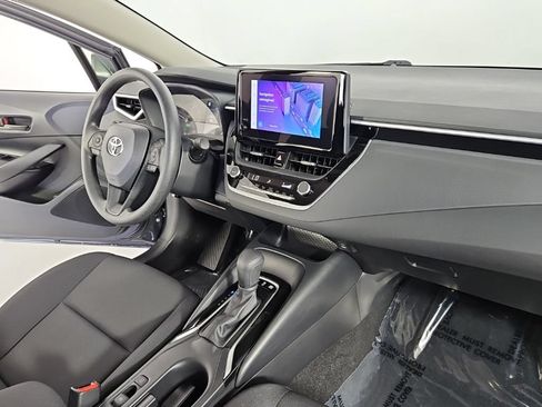 Used 2024 Toyota Corolla LE w/ LE Convenience Package FWD image 13