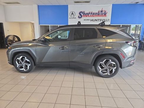 Used 2023 Hyundai Tucson SEL w/ Convenience Package image 5