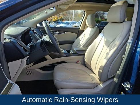 Used 2017 Lincoln MKX Reserve w/ Lincoln MKX Climate Package image 17