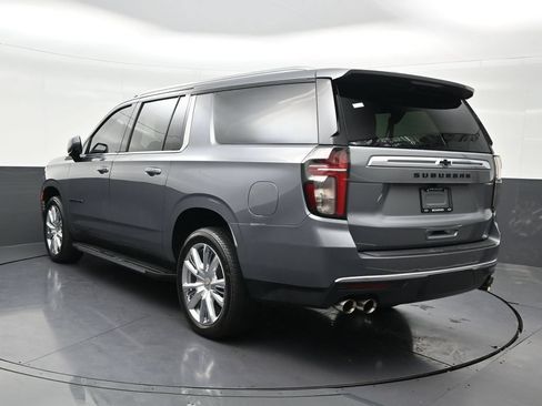 Used 2021 Chevrolet Suburban High Country AWD/4WD image 3