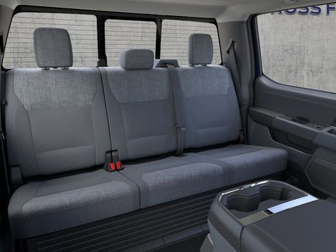 New 2026 Ford F350 XLT w/ XLT Premium Package AWD/4WD image 11