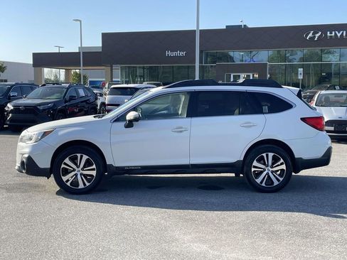 Used 2018 Subaru Outback 2.5i Limited AWD/4WD image 27