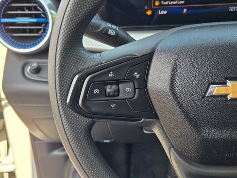 Certified 2026 Chevrolet Trax LT FWD image 29