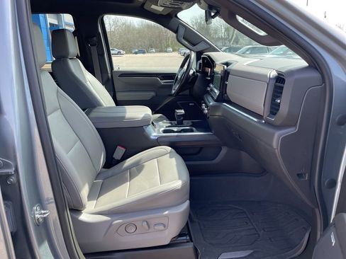 Used 2023 GMC Sierra 1500 SLT w/ SLT Premium Plus Package image 30