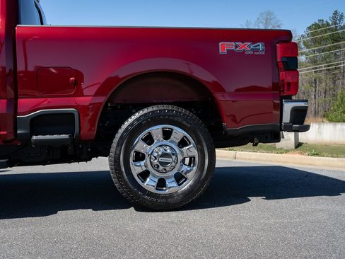 Used 2026 Ford F250 Lariat w/ Lariat Premium Package AWD/4WD image 6