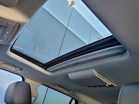 Used 2020 GMC Yukon SLT w/ Open Road Package image 21