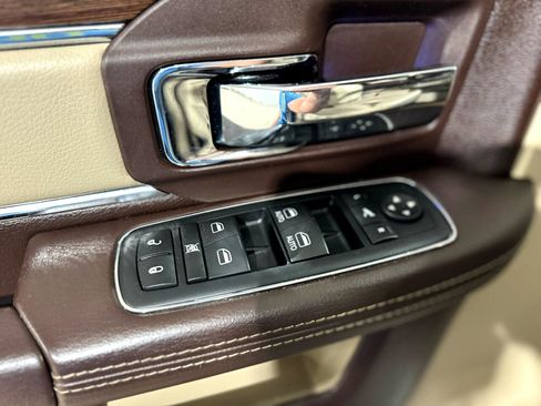 Used 2016 RAM 2500 Laramie w/ Convenience Group image 37