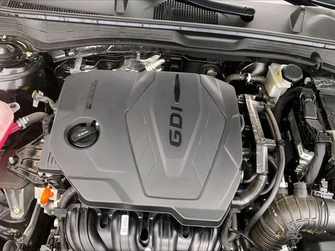 Used 2025 Hyundai Sonata SE FWD image 30
