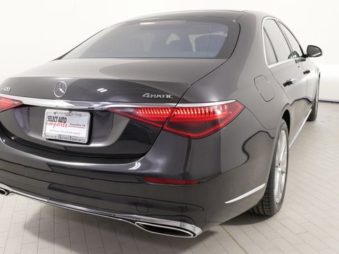 Used 2022 Mercedes-Benz S 500 4MATIC image 16
