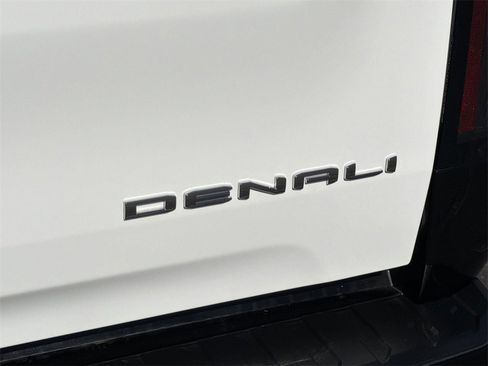 Used 2025 GMC Sierra EV Denali image 28