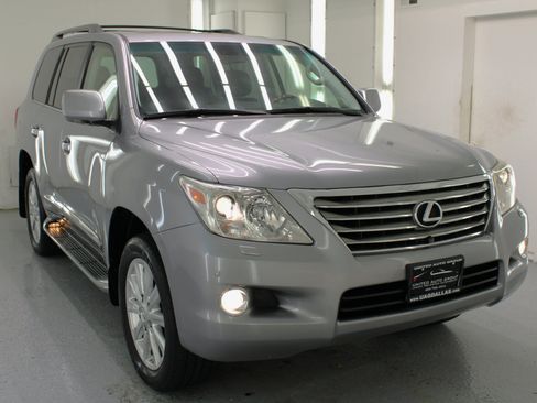 Used 2009 Lexus LX 570 4WD image 12