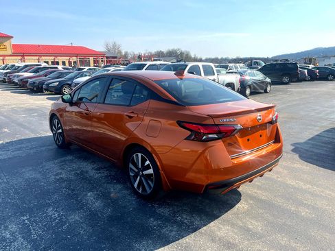 Used 2021 Nissan Versa SR w/ Trunk Package image 5