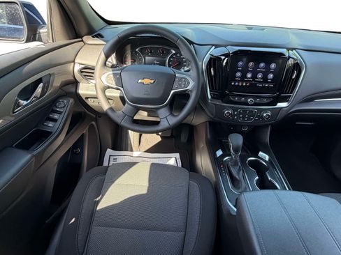Used 2023 Chevrolet Traverse LT AWD/4WD image 13