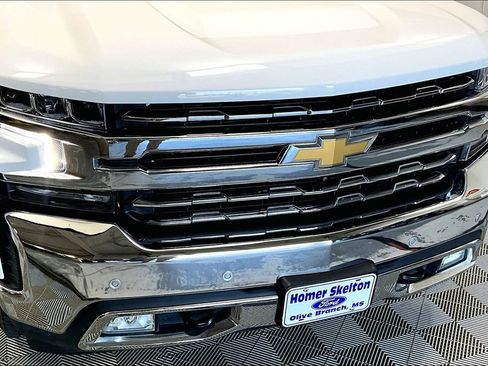Used 2021 Chevrolet Silverado 1500 LTZ w/ Technology Package image 30