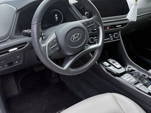 Used 2022 Hyundai Sonata Limited image 24