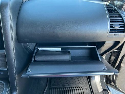 Used 2023 Nissan Armada Platinum w/ Captain's Chairs Package AWD/4WD image 35