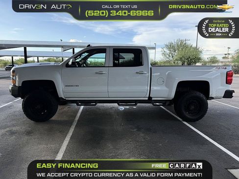 Used 2019 Chevrolet Silverado 2500 LT AWD/4WD image 4