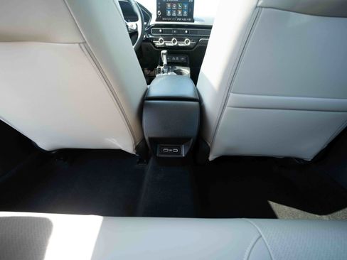 Certified 2024 Honda Civic Touring image 21