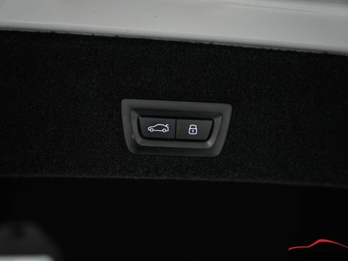 Used 2023 BMW 760i xDrive image 72