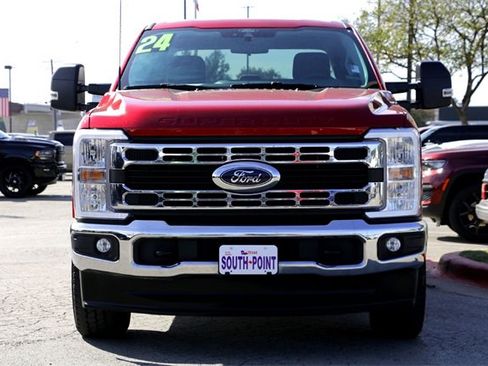 Used 2024 Ford F250 XLT w/ FX4 Off-Road Package image 8
