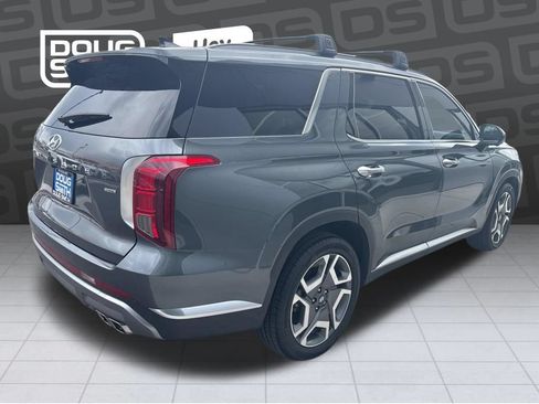 Used 2024 Hyundai Palisade Limited AWD/4WD image 4