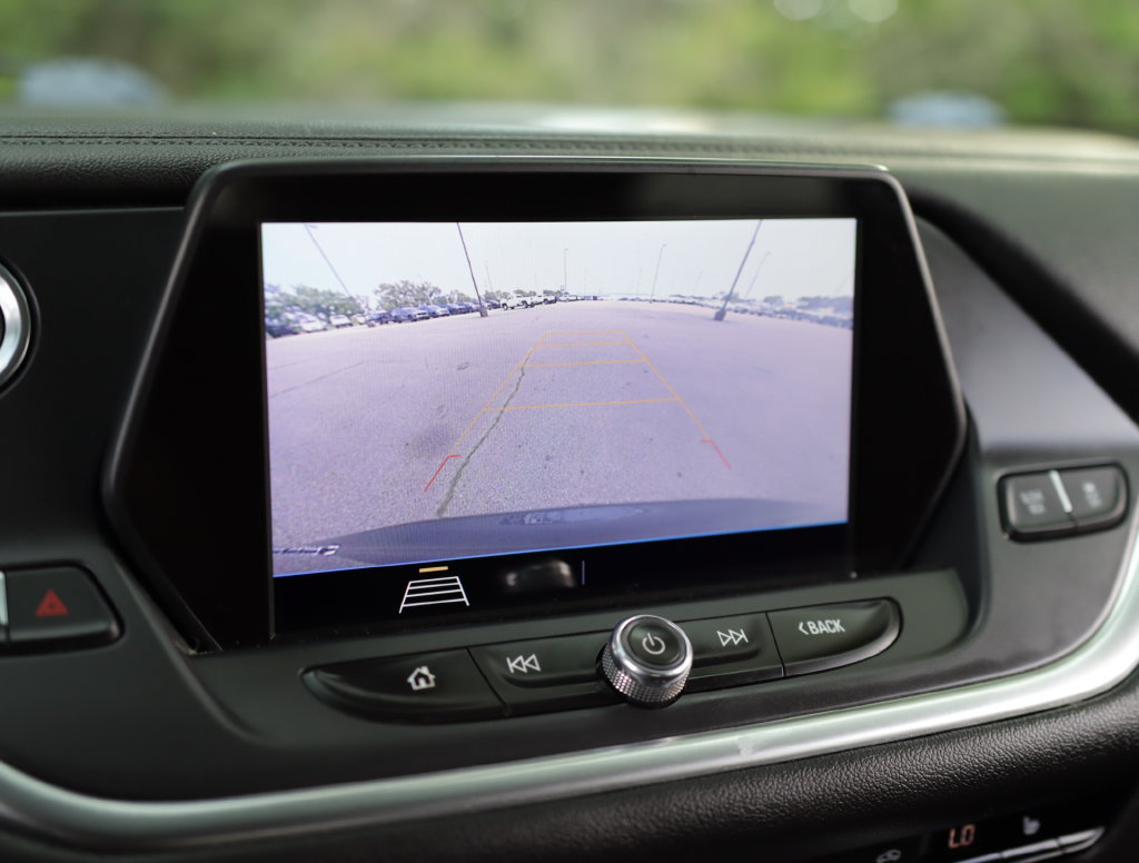 Used 2020 Chevrolet Blazer LT FWD image 14