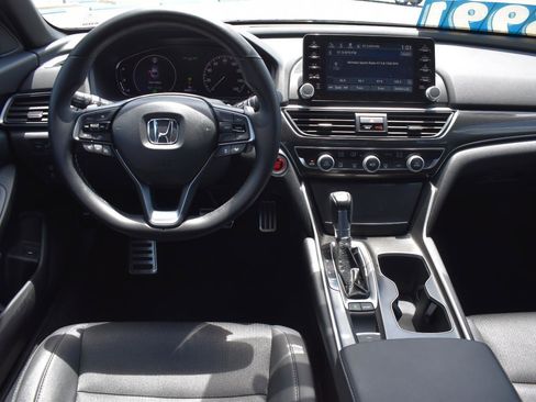 Used 2020 Honda Accord Sport image 18