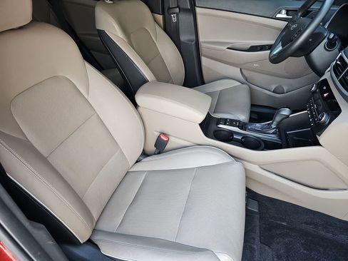 Used 2019 Hyundai Tucson Limited FWD image 18