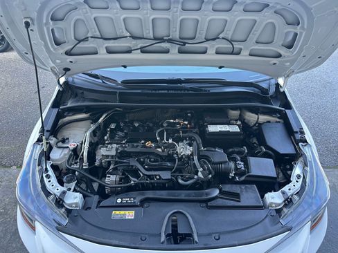 Used 2023 Toyota Corolla LE image 32