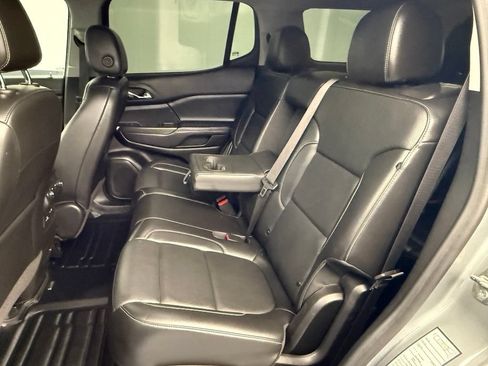Used 2023 GMC Acadia SLT FWD image 66