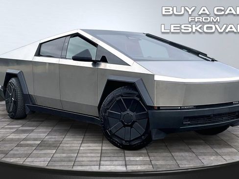 Used 2024 Tesla Cybertruck AWD Crew Cab image 1