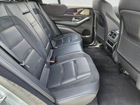 Used 2023 Mercedes-Benz GLE 53 AMG 4MATIC image 17