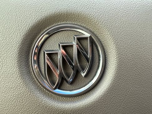 Used 2005 Buick LaCrosse CXL w/ Gold Convenience Package image 30