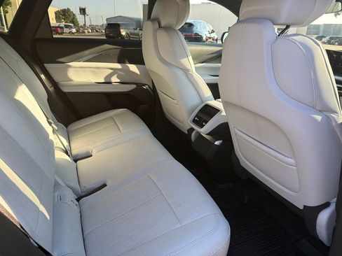 Used 2024 Cadillac Lyriq Luxury w/ LPO, Floor Liner Package AWD/4WD image 10
