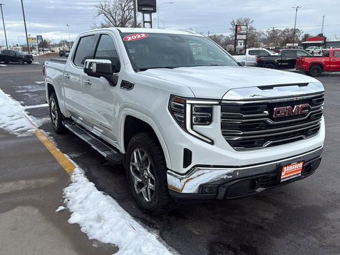 Used 2022 GMC Sierra 1500 SLT w/ X31 Off-Road Package image 10