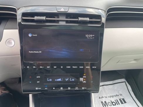 Used 2022 Hyundai Tucson Limited FWD image 11
