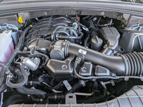 New 2025 Jeep Grand Cherokee Limited image 16