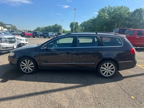 Used 2007 Volkswagen Passat 3.6 AWD/4WD image 9