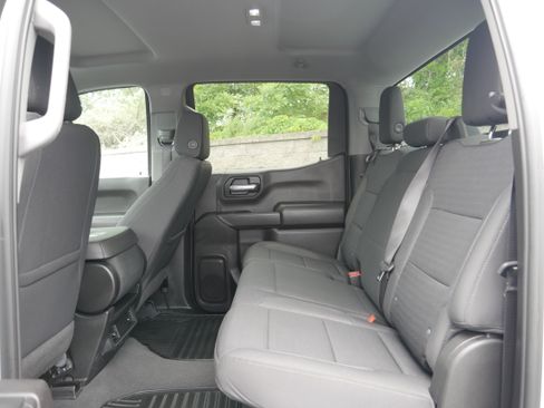 Certified 2023 Chevrolet Silverado 1500 Custom AWD/4WD image 15