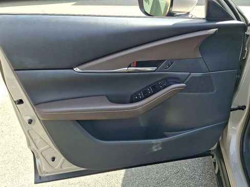 Used 2023 MAZDA CX-30 AWD 2.5 S w/ Premium Package image 13