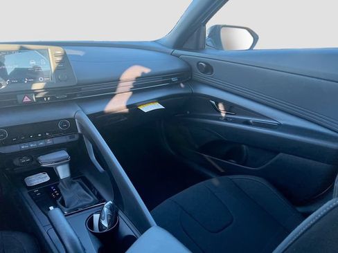 New 2026 Hyundai Elantra Sport FWD image 21