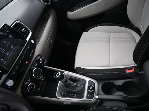 New 2026 Hyundai Venue SEL image 19