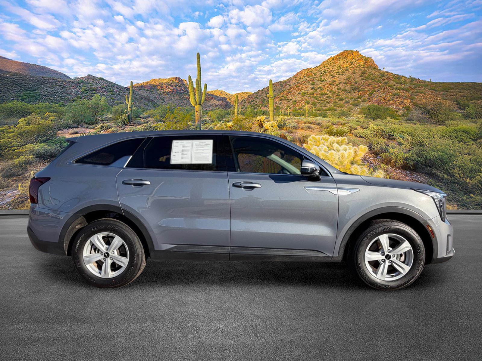 Certified 2025 Kia Sorento LX FWD image 3