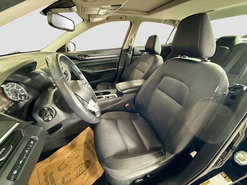 Used 2019 Nissan Altima 2.5 SV image 21