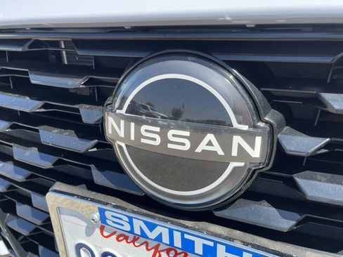 Used 2023 Nissan Altima 2.5 SR w/ SR Premium Package FWD image 29