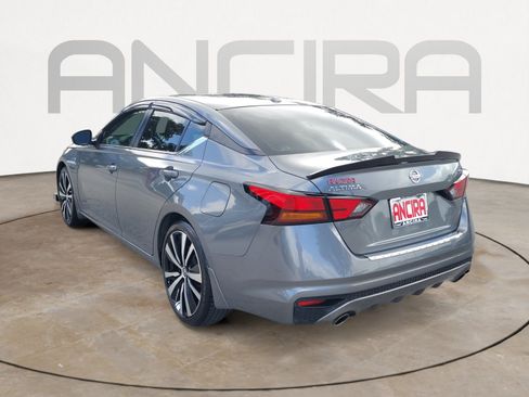 Used 2019 Nissan Altima 2.5 SR w/ SR Premium Package FWD image 8