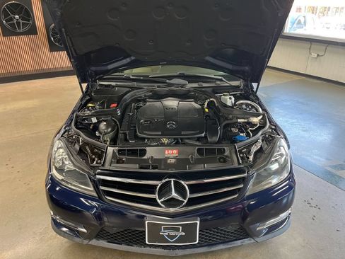 Used 2014 Mercedes-Benz C 300 4MATIC Sedan image 58