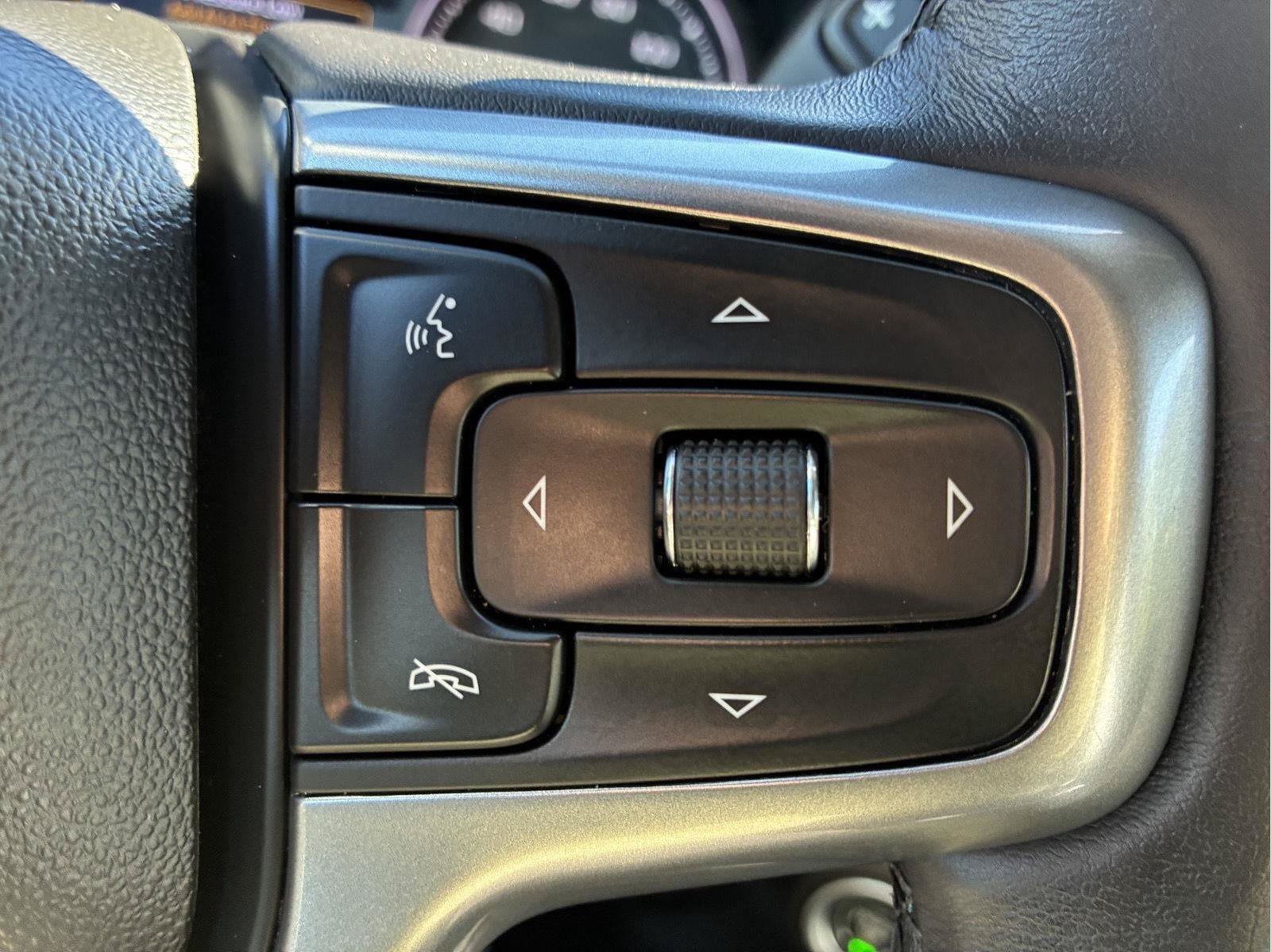 Used 2022 Chevrolet Silverado 3500 LTZ w/ LTZ Plus Package AWD/4WD image 18