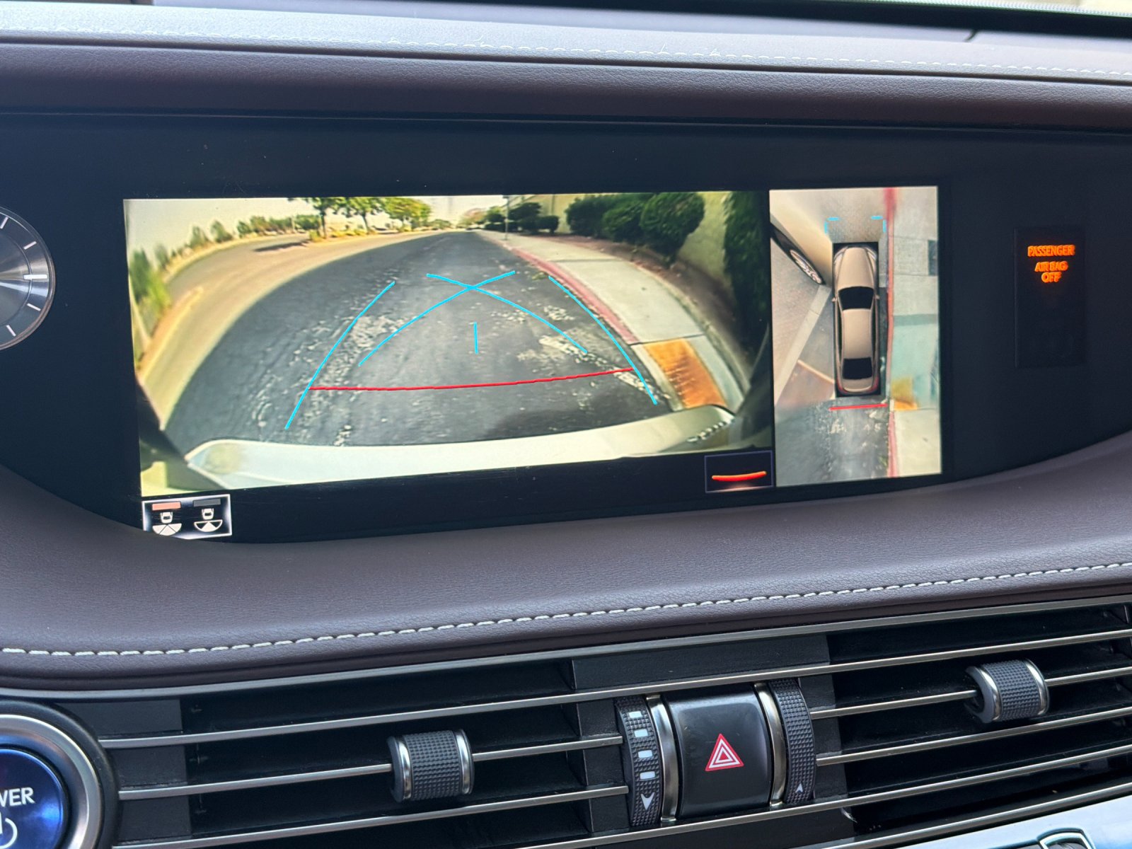 Used 2018 Lexus LS 500h w/ Interior Upgrade Package RWD image 21