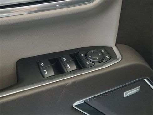 Used 2022 GMC Sierra 1500 SLT image 8